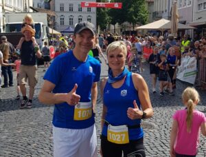 Ernst und Petra beim 34. Steinfurter Altstadt-Abendlauf